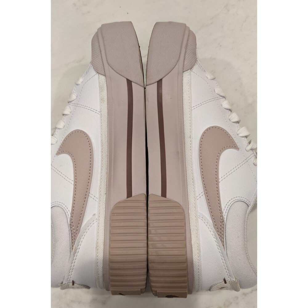 Women's NIKE Court Legacy Lift Shoes in White/Smokey Mauve Platform Sneakers 7.5 - Picture 7 of 11